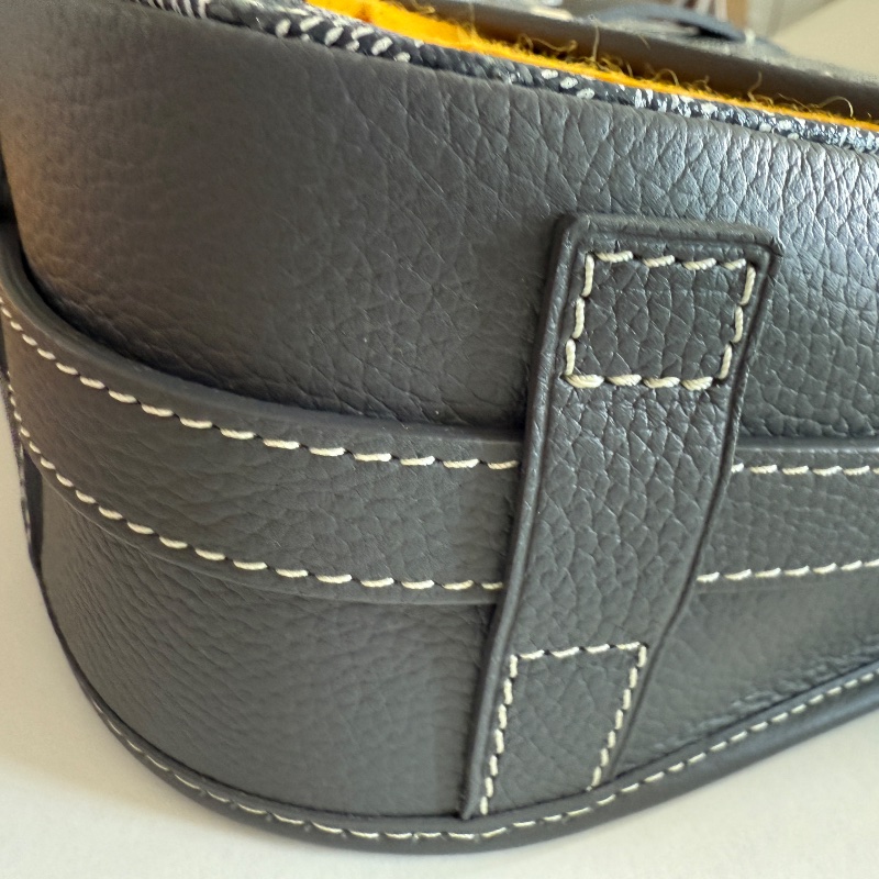 Goyard GM 灰色 郵差包-14