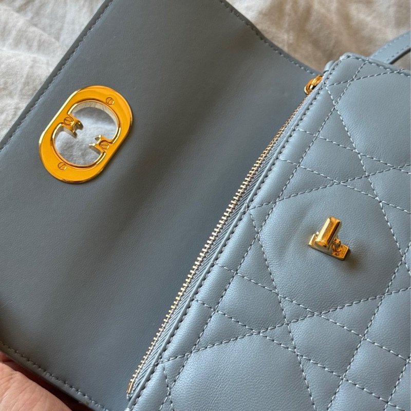 Dior Miss Caro 迷你包 雲藍色 Macrocannage 大籐格紋羊皮-2