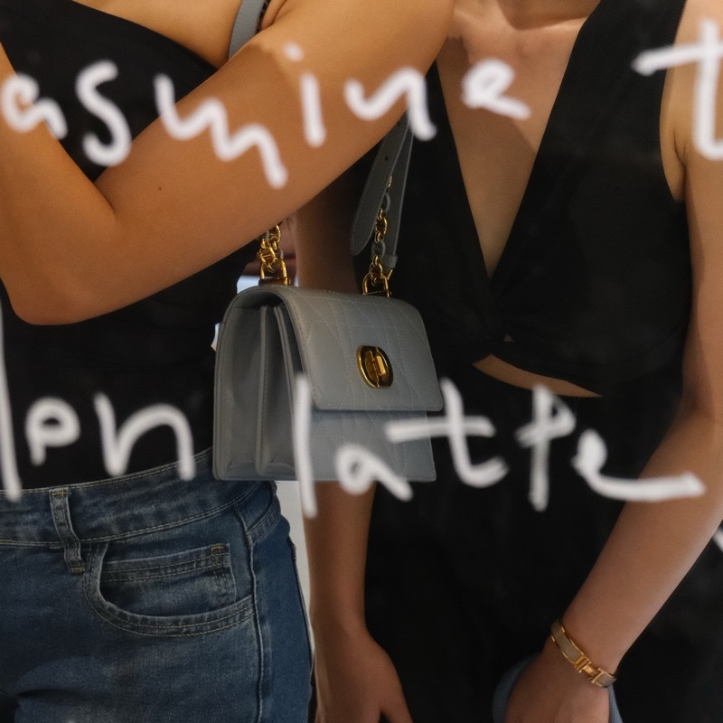 Dior Miss Caro 迷你包 雲藍色 Macrocannage 大籐格紋羊皮-5