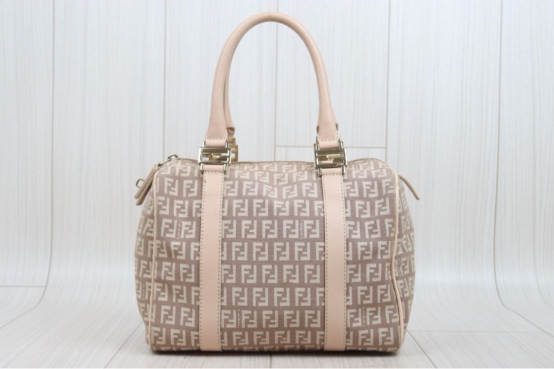 Fendi 藕粉色波士頓包-1