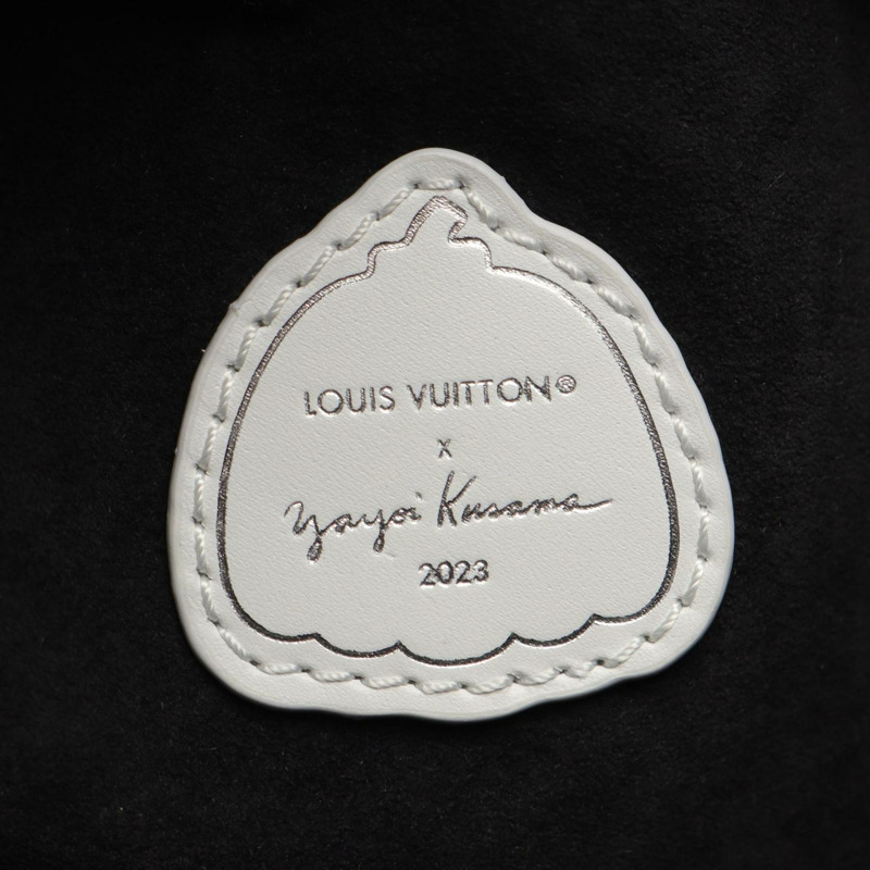 Louis Vuitton x yayoi kusama Neverfull MM 手提包,採用 Monogram Empreinte 皮革,黑白配無限圓點,M46390-3