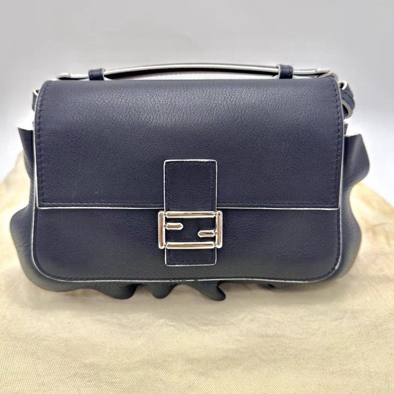 FENDI 拼色雙子星肩背斜背包手提包19*12*7 98新配件塵袋-0