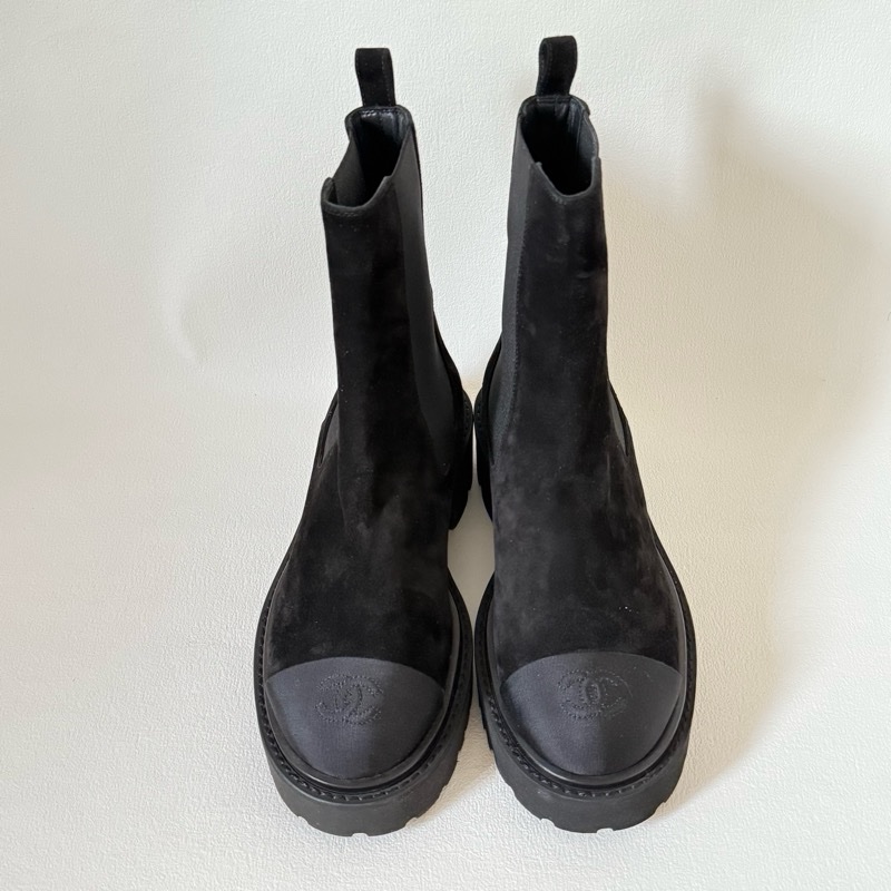 Chanel suede CC toe ankle boots 香奈兒-5