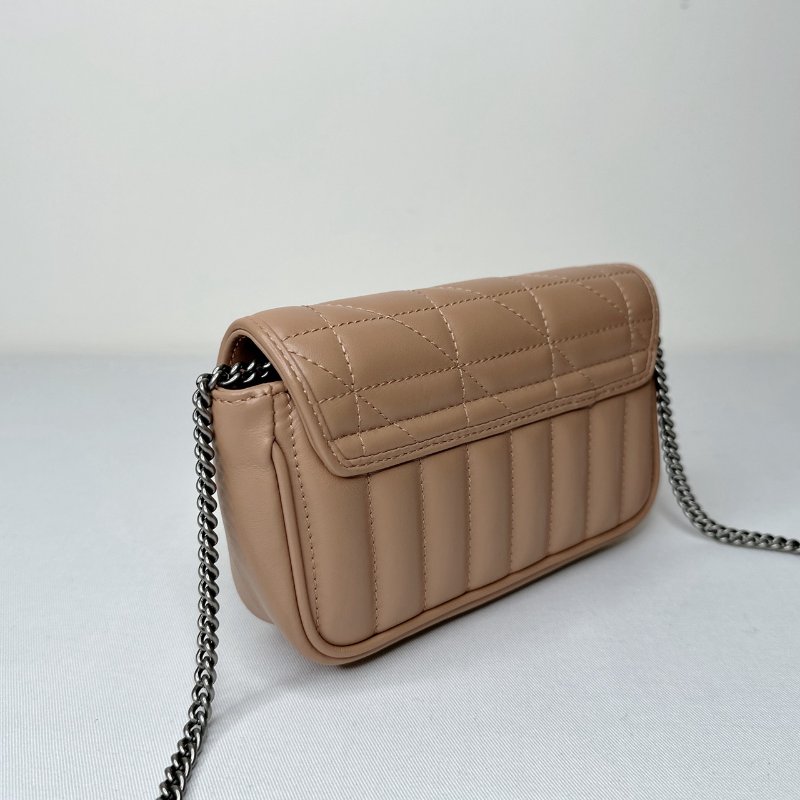 GUCCI Mini牛奶糖色翻蓋鏈包-5