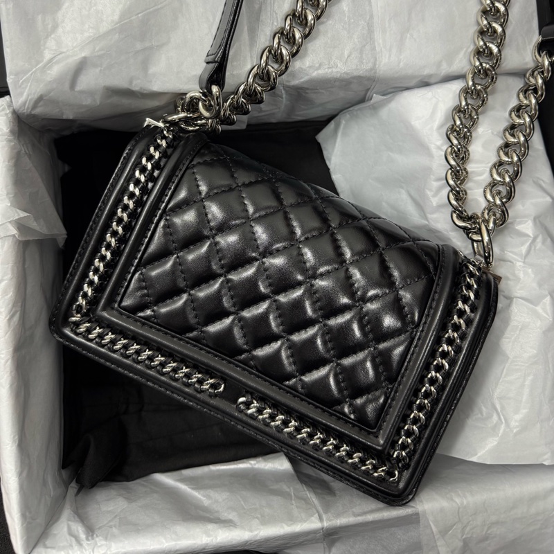 Chanel Leboy 黑銀小號亮面牛皮 30開有卡-1