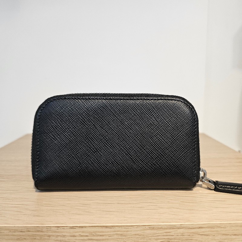 [品況優美品🫶] Prada黑防刮牛皮銀釦拉鏈鑰匙包-1