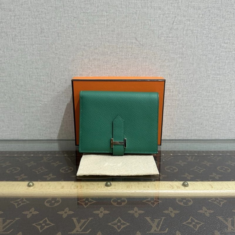 HERMES 絲絨綠銀扣Bearn短款錢包12*9.5*0.4 99新配件盒子-0
