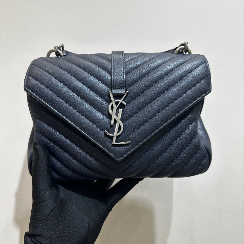 YSL 聖羅蘭 college深藍色金扣v紋單肩手提郵差包-1