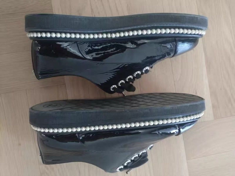 CHANEL 黑色漆皮珍珠樂福鞋37號 98新配件盒子-2