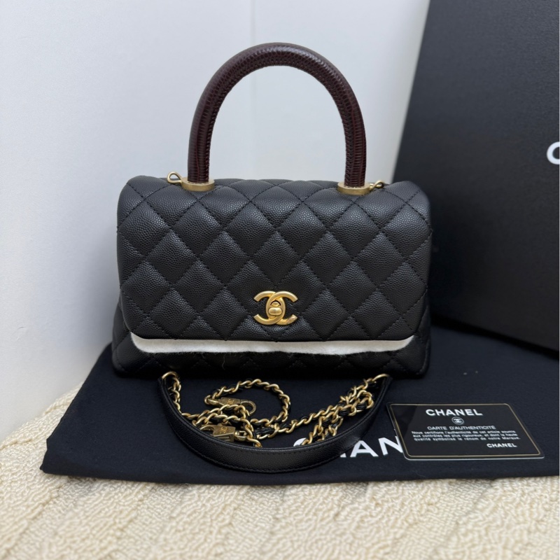 香奈兒 Chanel  coco handle 小號黑色金扣 紅色蜥蜴紋手柄 手袋 斜挎包-1