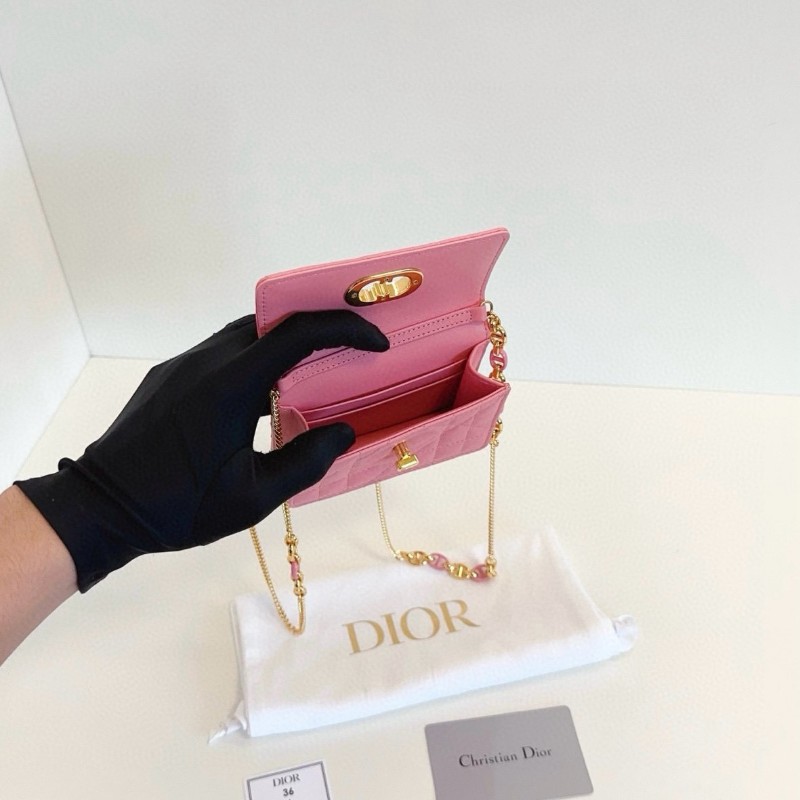 Dior迪奧 miss Caro mini鏈條小包 經典藤格紋 糖果粉色金扣💕尺寸12*9*4-8