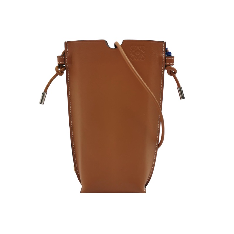 Loewe Gate Pocket 牛皮logo 壓紋斜垮單肩包-0