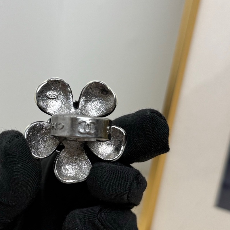 香奈兒 Chanel 06年瓢蟲系列甲殼蟲白琺瑯 戒指ring-5