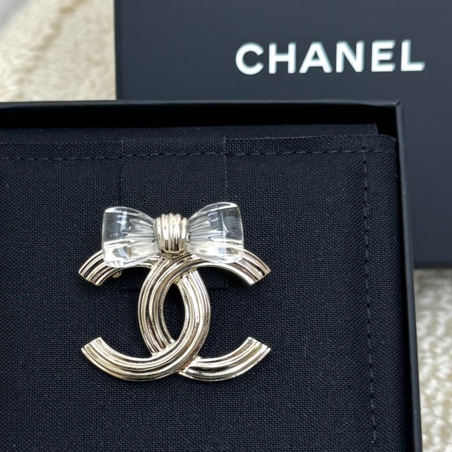 Chanel 香奈兒 25P透明蝴蝶結雙C胸針brooch-6