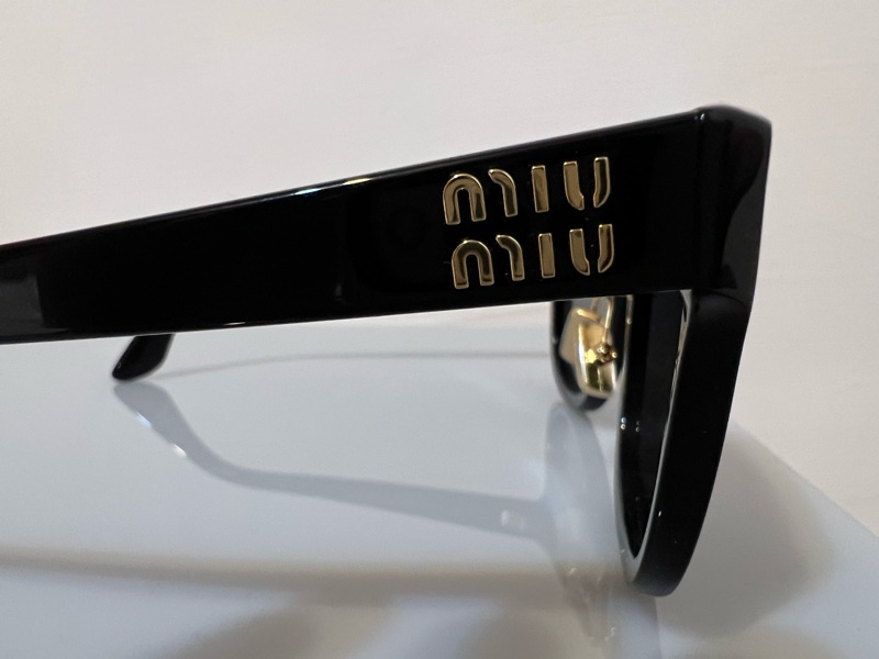 Miu Miu 太陽眼鏡 01ZS 爆款-8