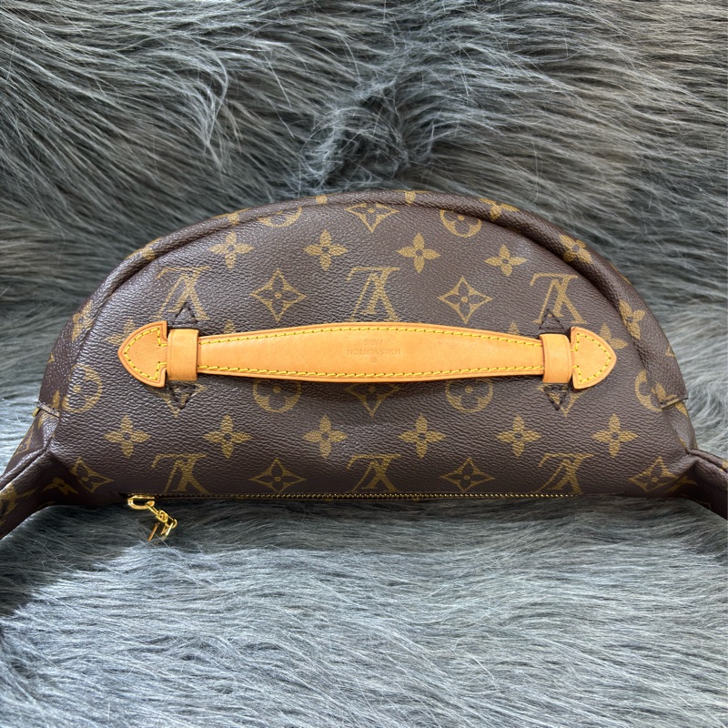 LV M43644 原花 字紋 手拿包 腰包 胸口包 霹靂包 後背包 斜背包 肩背包 手提包-3