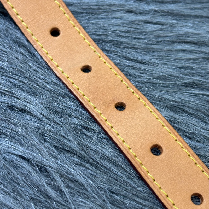 LV M43644 原花 字紋 手拿包 腰包 胸口包 霹靂包 後背包 斜背包 肩背包 手提包-29