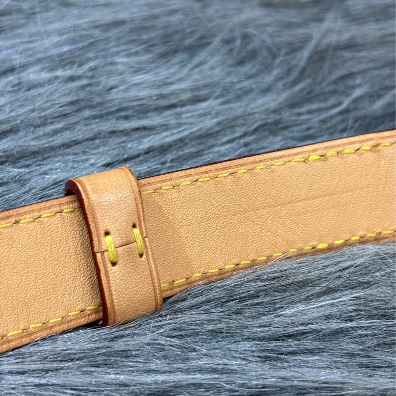 LV M43644 原花 字紋 手拿包 腰包 胸口包 霹靂包 後背包 斜背包 肩背包 手提包-34