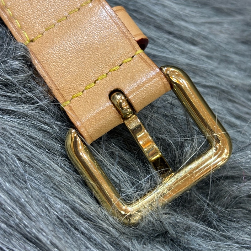 LV M43644 原花 字紋 手拿包 腰包 胸口包 霹靂包 後背包 斜背包 肩背包 手提包-35