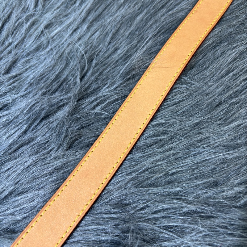 LV M43644 原花 字紋 手拿包 腰包 胸口包 霹靂包 後背包 斜背包 肩背包 手提包-36