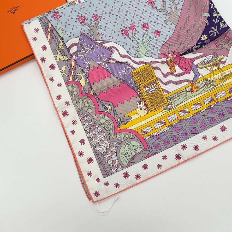 【全新品♥️】HERMES 愛馬仕 紫羅蘭 仲夏夜之夢 絲巾 方巾 90cm Le Premier Chant-1