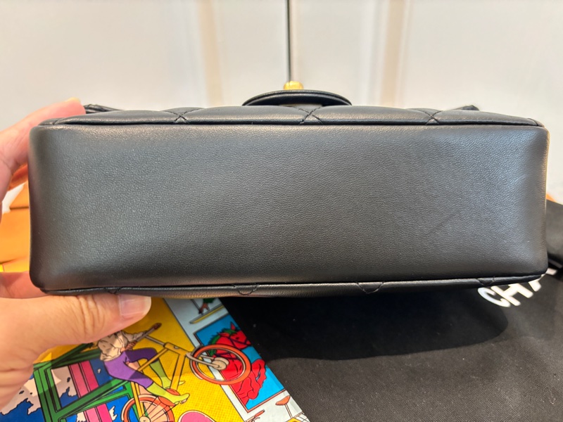 mini flap bag愛心墜飾鏈迷你口蓋包-13