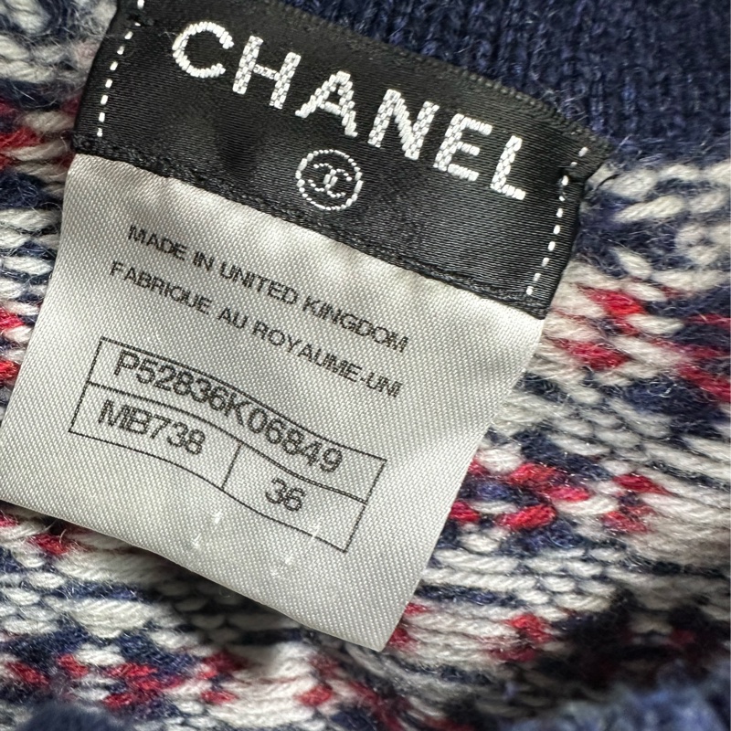 CHANEL/香奈兒 口袋外套羊絨山羊絨雙C大logo 36碼 鈕扣口袋款外套 精美的紐扣logo 重工的複雜織法紋路，很有份量的山羊絨-4