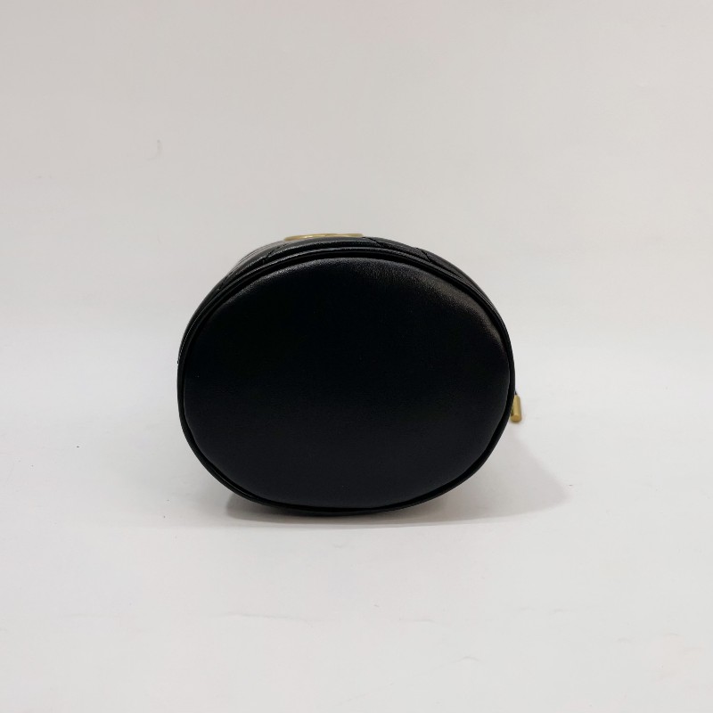 Gucci 黑牛皮霧金釦Marmont Mini Bucket Bag斜背水桶包 575163-5