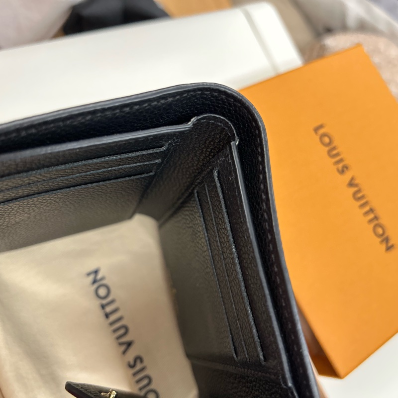 LV短夾-9