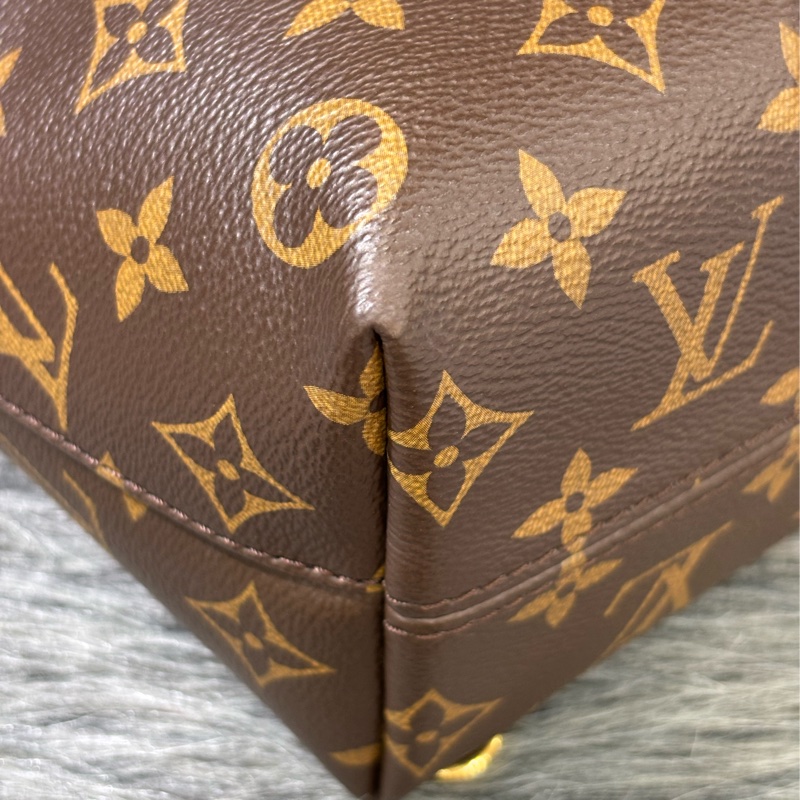 LV M45516 MONTSOURIS BB 黑 荔枝皮 原花 字紋 後背包 手提包 背包 肩背包 斜背包-6