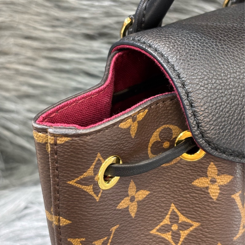 LV M45516 MONTSOURIS BB 黑 荔枝皮 原花 字紋 後背包 手提包 背包 肩背包 斜背包-10