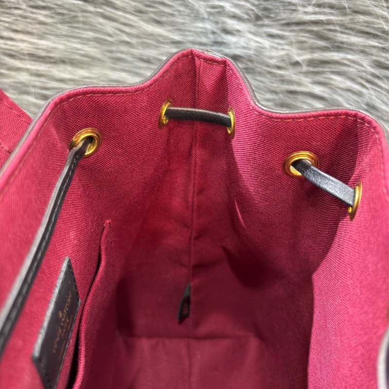 LV M45516 MONTSOURIS BB 黑 荔枝皮 原花 字紋 後背包 手提包 背包 肩背包 斜背包-29