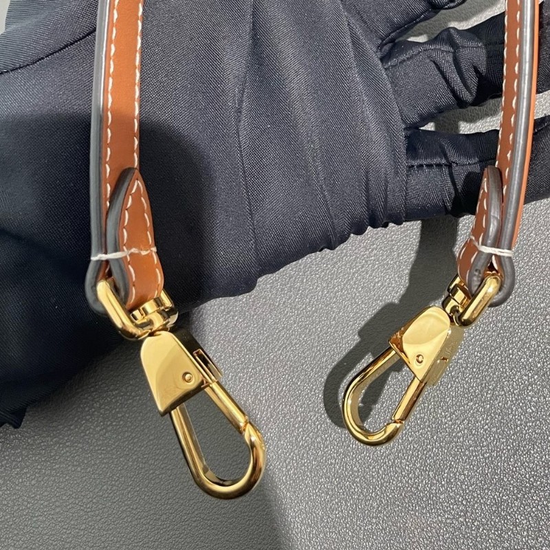 Burberry 新款復古格紋小包 手提包 肩背包 24*13.5 cm-29