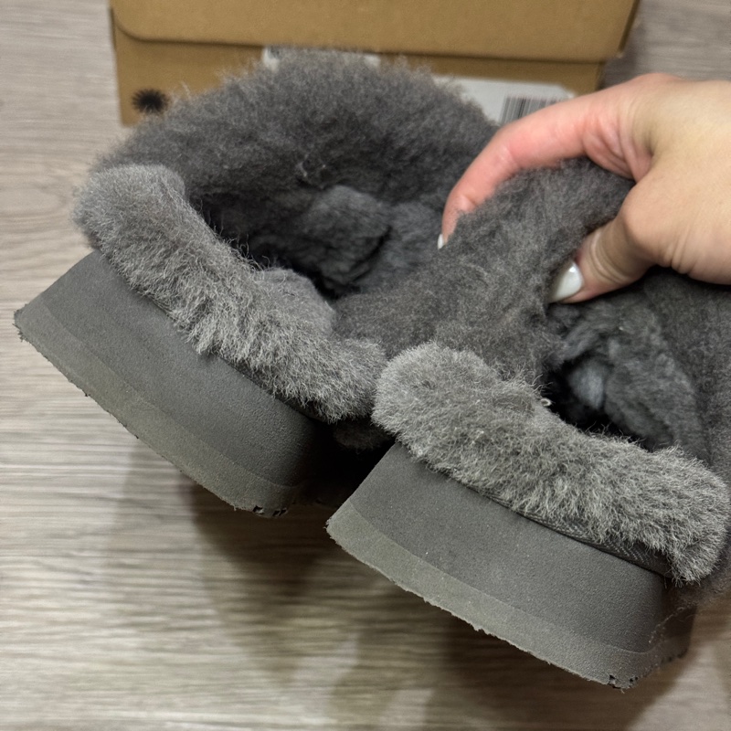 二手-UGG女鞋/穆勒鞋/厚底鞋/懶人鞋 / 半拖 / 毛拖-9
