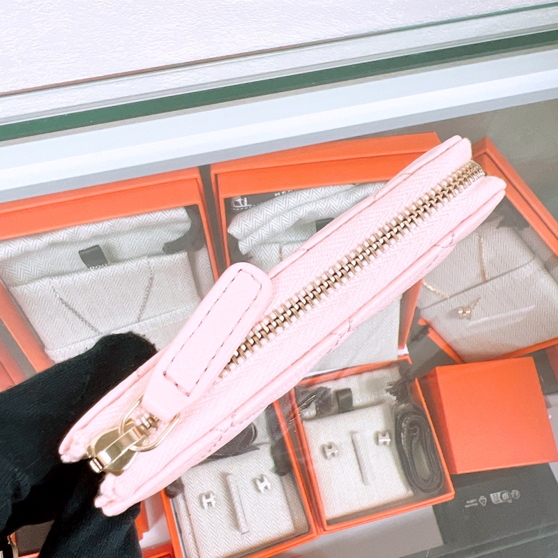 Chanel 淺粉紅牛皮金扣 拉鏈短夾/銀包-8