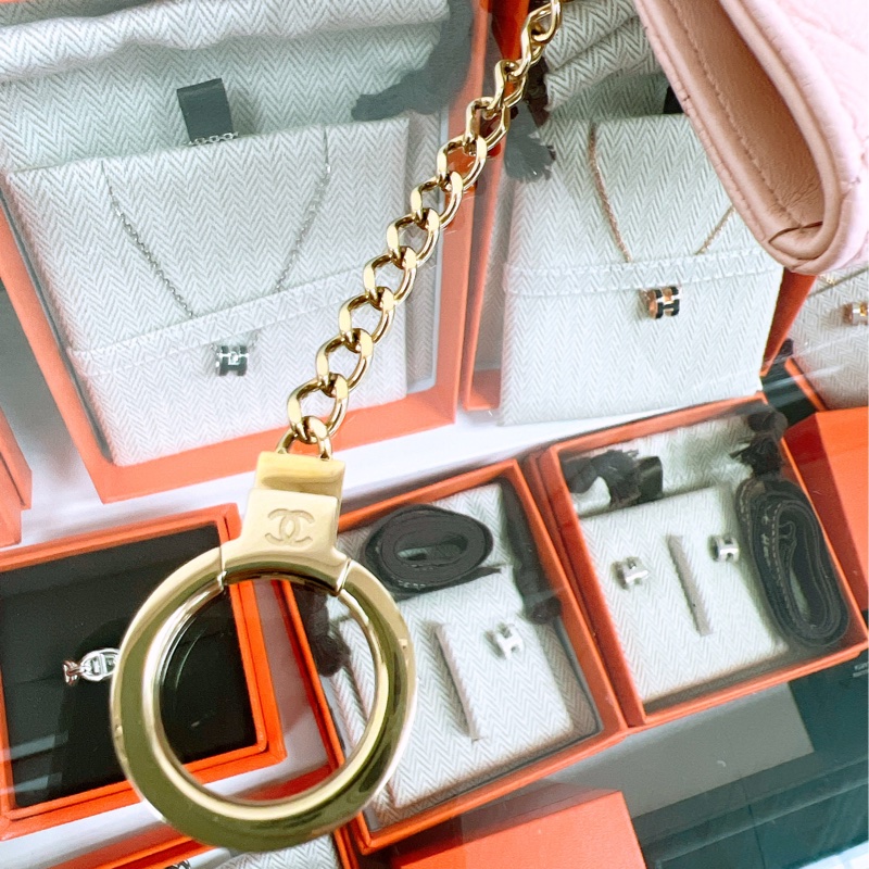 Chanel 淺粉紅牛皮金扣 拉鏈短夾/銀包-9