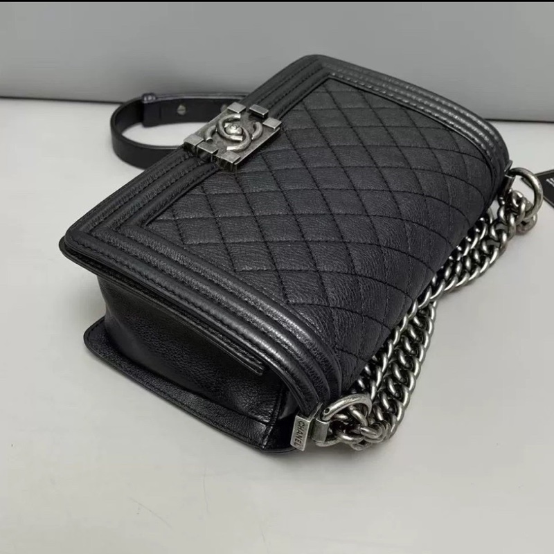 限時低價😍Chanel黑銀菱格紋中號leboy25斜挎單肩包-10