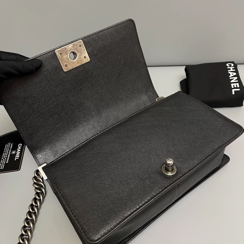 Chanel Leboy25黑銀荔枝皮鏈條斜挎包 #99新 #配件齊全 #專櫃原價年年漲🀄️-12