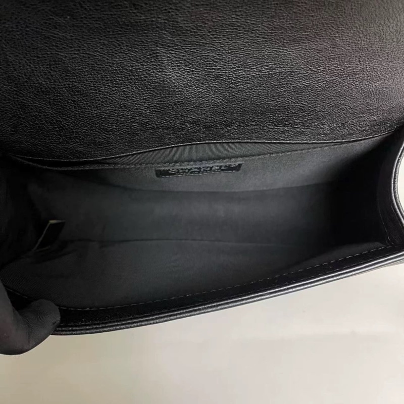 Chanel Leboy25黑銀荔枝皮鏈條斜挎包 #99新 #配件齊全 #專櫃原價年年漲🀄️-17