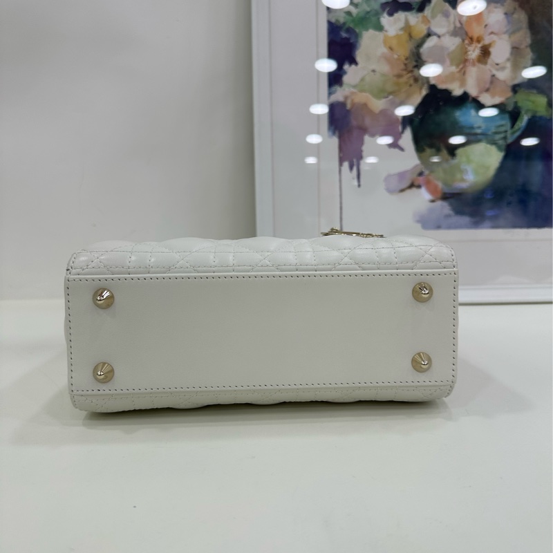 DIOR迪奧 戴妃四格白色 23編碼 有購證-3