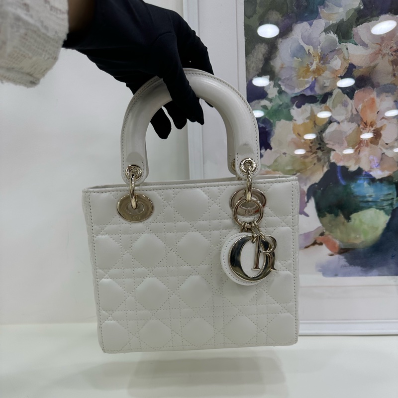 DIOR迪奧 戴妃四格白色 23編碼 有購證-6