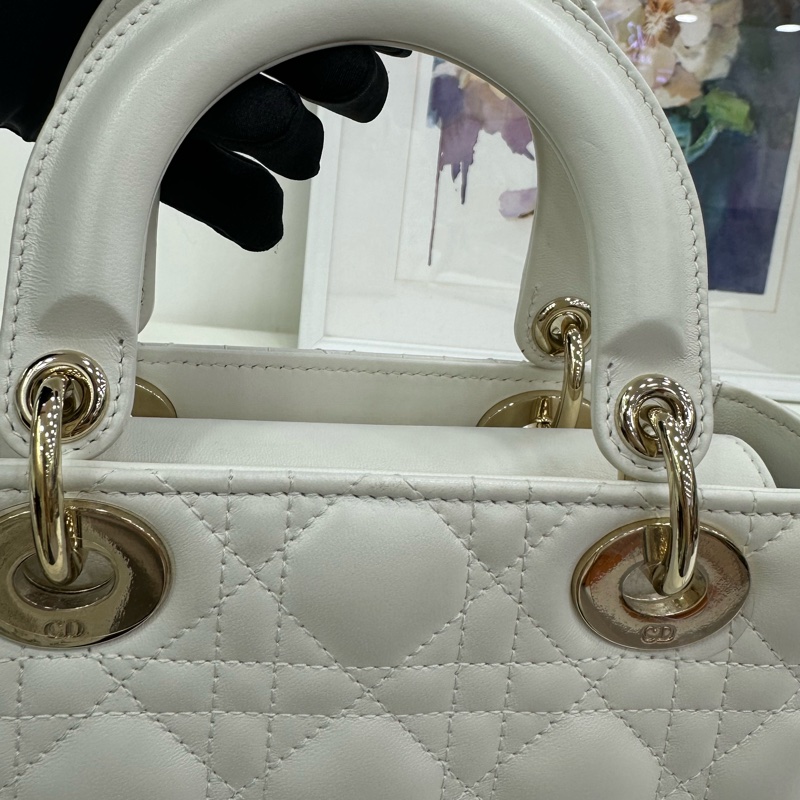 DIOR迪奧 戴妃四格白色 23編碼 有購證-15