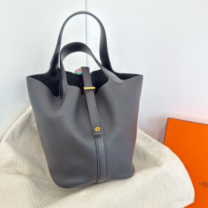 極新HERMES黑色金釦18cm Picotin89黑Noir小水桶包-2