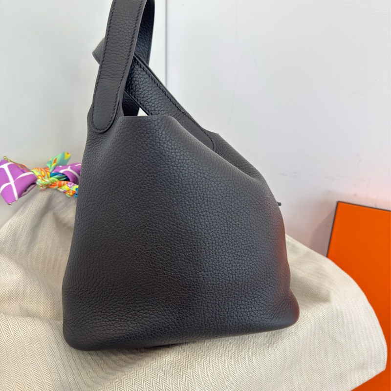 極新HERMES黑色金釦18cm Picotin89黑Noir小水桶包-3