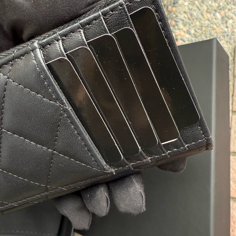 二手CHANEL黑色羊皮銀星星水鑽C logoL型卡夾零錢包AP3732-10