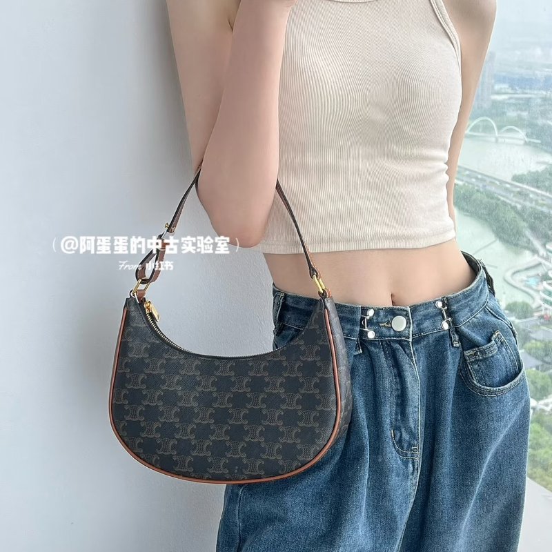 CELINE 凱旋帆布AVA腋下包-1