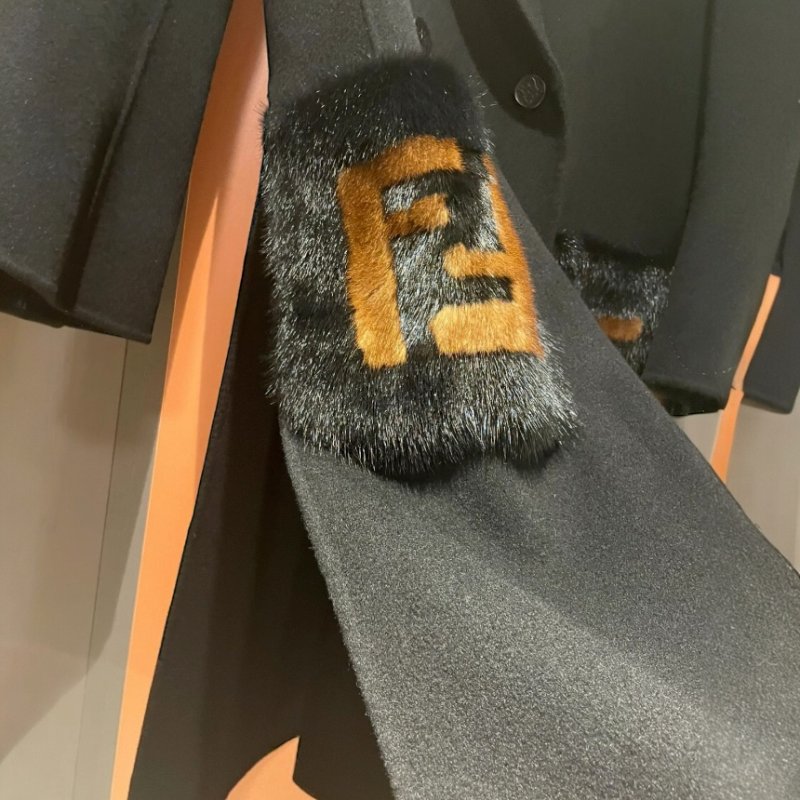 🎉新品好折扣✨Fendi 女款 FF8948 貂毛皮草口袋配刷毛羊毛大衣 EU40S-M/42M-L(兩款尺寸可選)-7