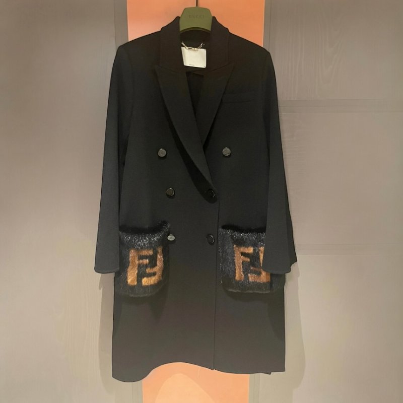 🎉新品好折扣✨Fendi 女款 FF8948 貂毛皮草口袋配刷毛羊毛大衣 EU40S-M/42M-L(兩款尺寸可選)-9
