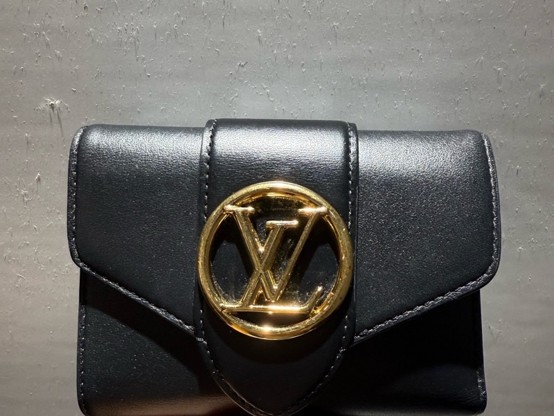 Louis Vuitton 內裡桃紅短夾-0