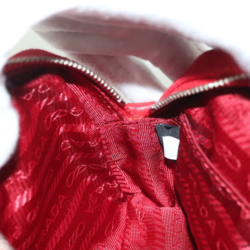 【日本直送】PRADA 帆布手拿包 紅色 銀色 Auth am8913-17